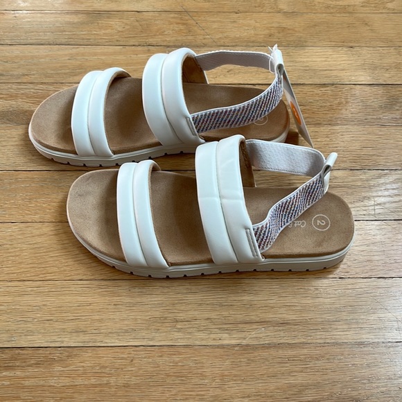 Cat & Jack Girls Sandal - Picture 2 of 5